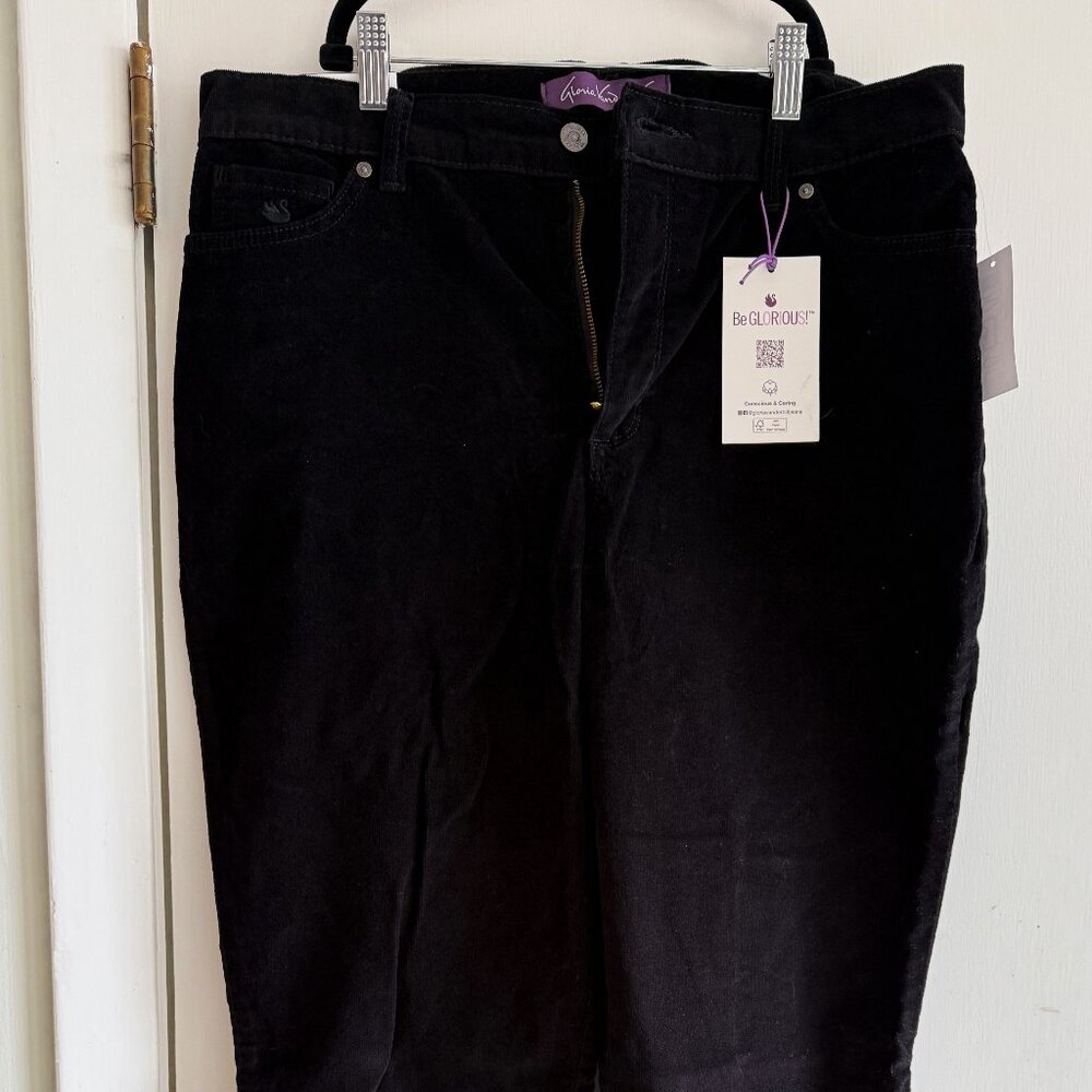 Gloria Vanderbilt Amanda Slim black woman corduroy slimming jeans size 14 NWT